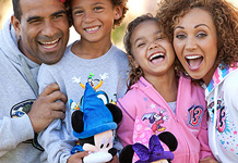 Achetez des souvenirs et des cadeaux des parcs Disney en ligne 